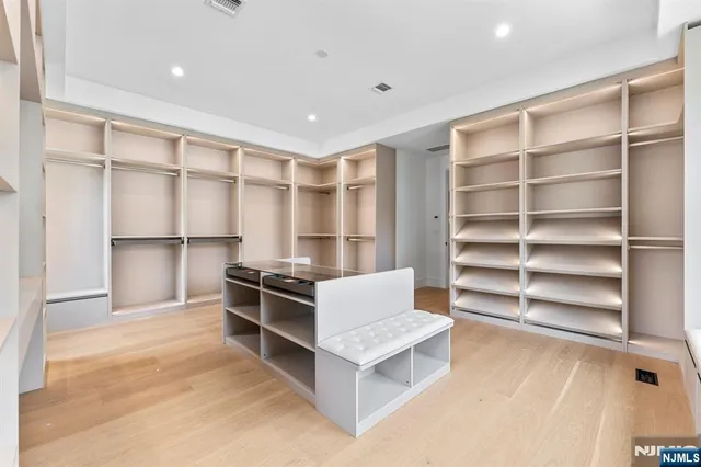 $2,649,000 | 156 Stuart Street, Paramus, NJ 07652