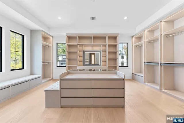 $2,649,000 | 156 Stuart Street, Paramus, NJ 07652