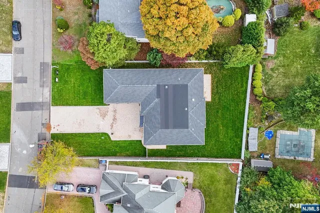 $2,649,000 | 156 Stuart Street, Paramus, NJ 07652