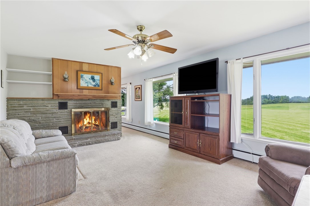 4404 Emerson Road Canandaigua, NY 14424 - Photo 4 of 29