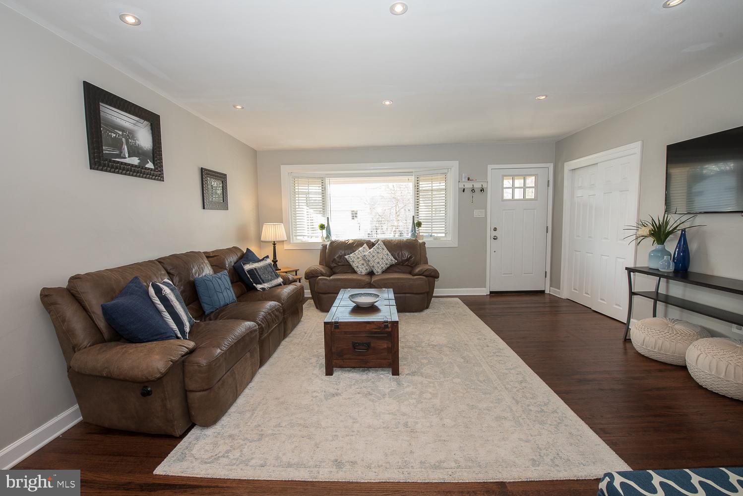 309 Rockingham Road Bryn Mawr, PA 19010 - Photo 5 of 40