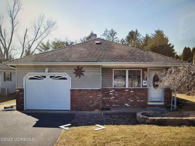$275,000 | 7 Le Lamentin Drive, Toms River, NJ 08757