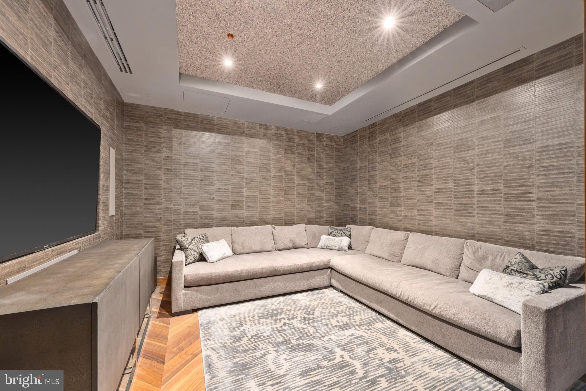 300 International Drive, Unit 2201 Baltimore, MD 21202 - Photo 15 of 83