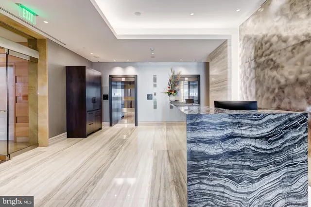 $3,975,000 | 300 International Drive, Unit 2201, Baltimore, MD 21202