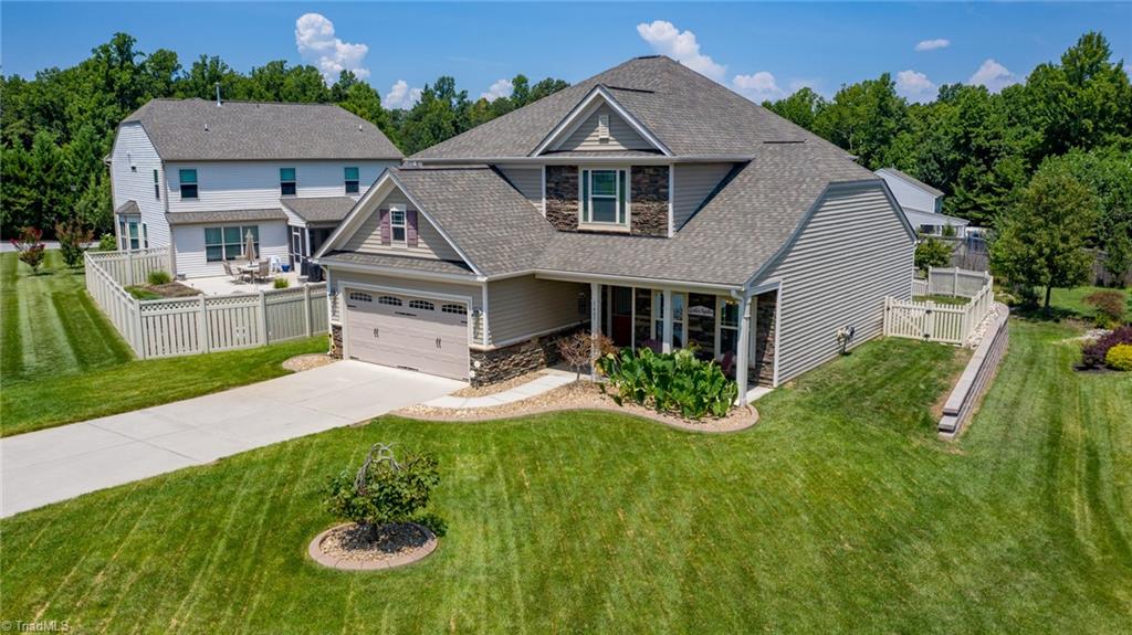 3407 Lamplight Way High Point, NC 27265 - Photo 2 of 47 Gallery Image 2