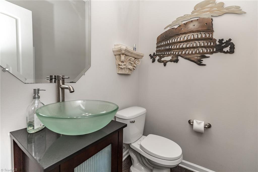3407 Lamplight Way High Point, NC 27265 - Photo 21 of 47 Gallery Image 21