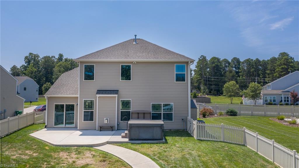 3407 Lamplight Way High Point, NC 27265 - Photo 39 of 47 Gallery Image 39
