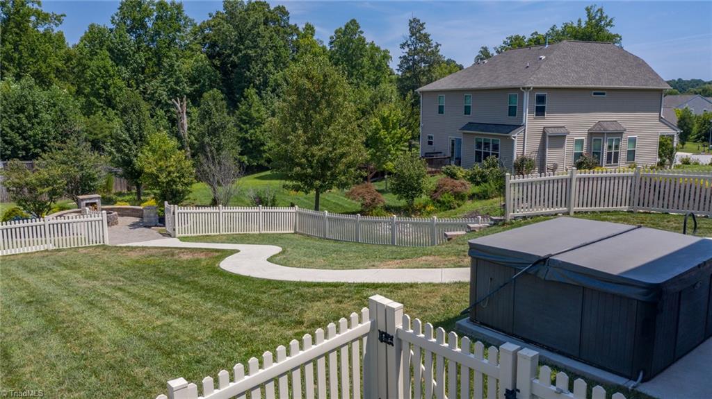 3407 Lamplight Way High Point, NC 27265 - Photo 40 of 47 Gallery Image 40