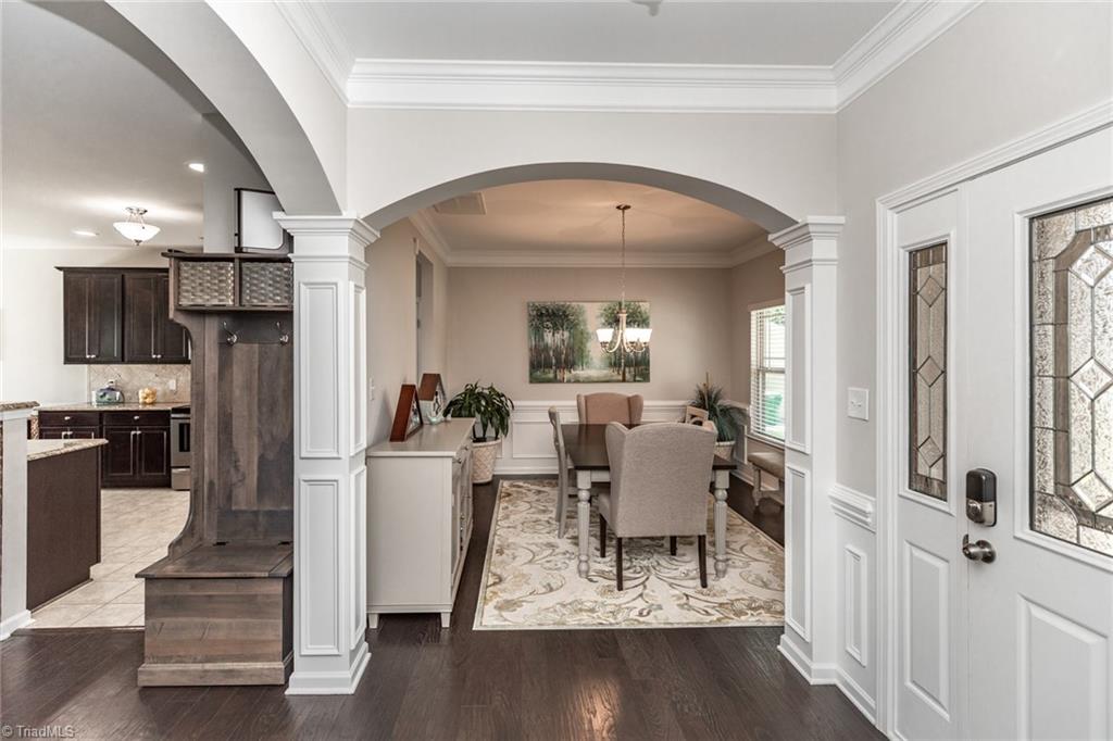 3407 Lamplight Way High Point, NC 27265 - Photo 6 of 47 Gallery Image 6