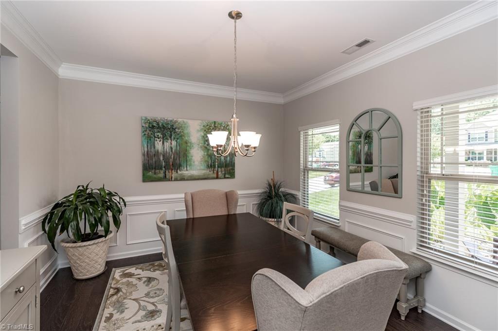 3407 Lamplight Way High Point, NC 27265 - Photo 8 of 47 Gallery Image 8