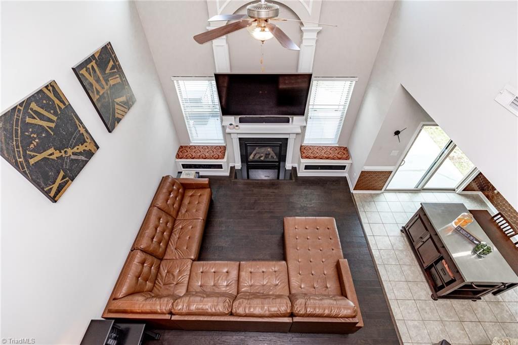 3407 Lamplight Way High Point, NC 27265 - Photo 10 of 47 Gallery Image 10