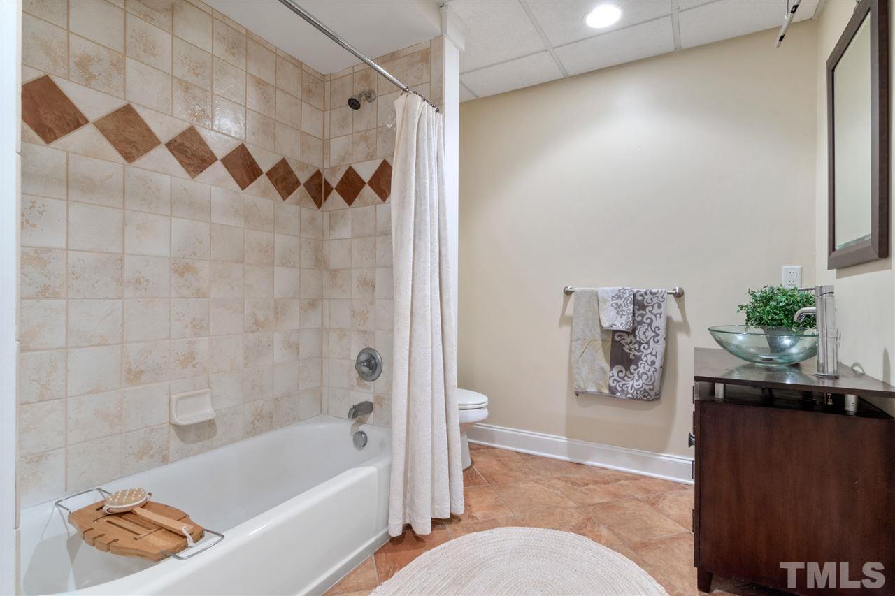 2262 The Circle Raleigh, NC 27608 - Photo 28 of 30