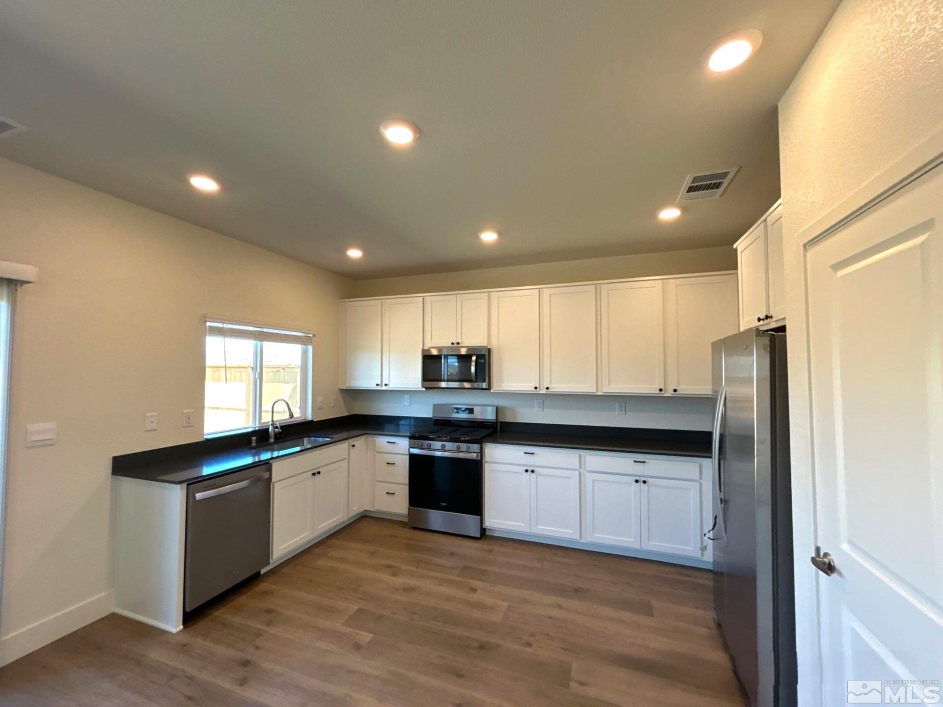 1754 Amazonite Drive Sparks, NV 89436 - Photo 2 of 13 Photo 2