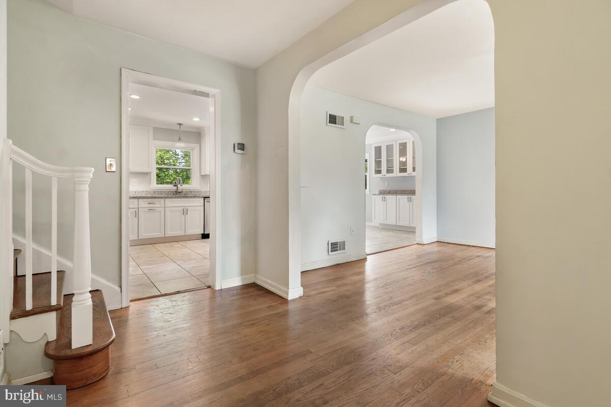 1032 Tanley Road Silver Spring, MD 20904 - Photo 4 of 45