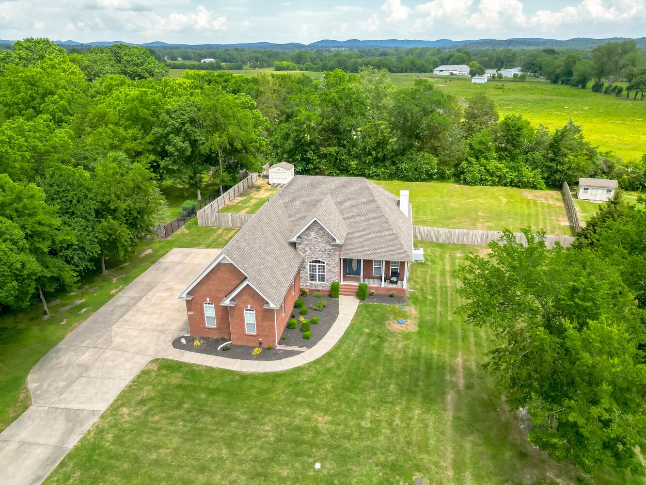 1136 Farmhouse Road Lascassas, TN 37085 - Photo 2 of 56 Gallery Image 2