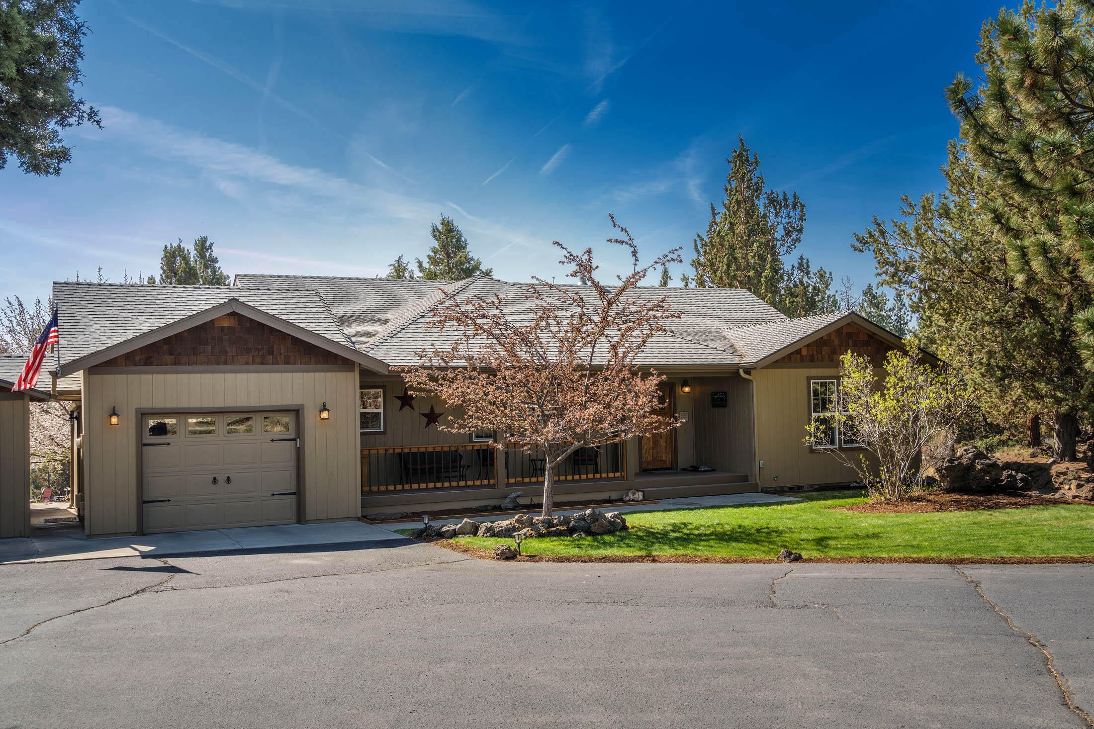 60898 Raintree Court Bend, OR 97702 - Photo 2 of 25 60898 Raintree Dr aa copy