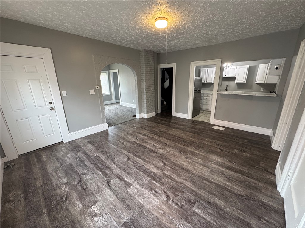 601 Child Street Rochester, NY 14606 - Photo 4 of 45
