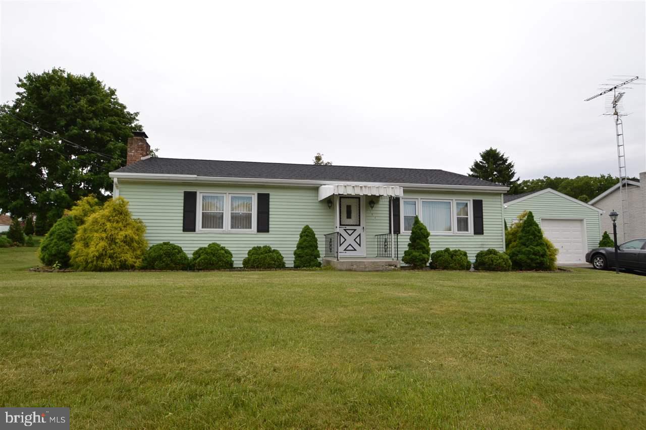104 Hillside Road Hanover, PA 17331 - Photo 1 of 27 Gallery Image 1