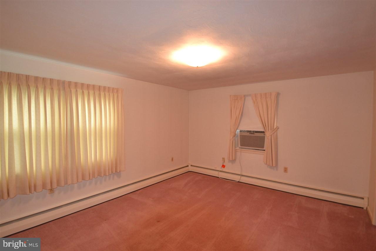 104 Hillside Road Hanover, PA 17331 - Photo 13 of 27 Gallery Image 13