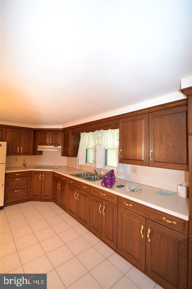 104 Hillside Road Hanover, PA 17331 - Photo 7 of 27 Gallery Image 7