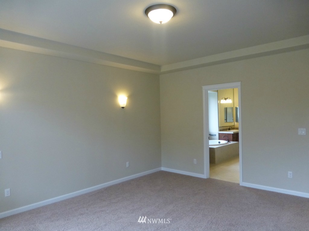 5200 Blvd Ext Road Southeast Olympia, WA 98501 - Photo 13 of 25 Gallery Image 13
