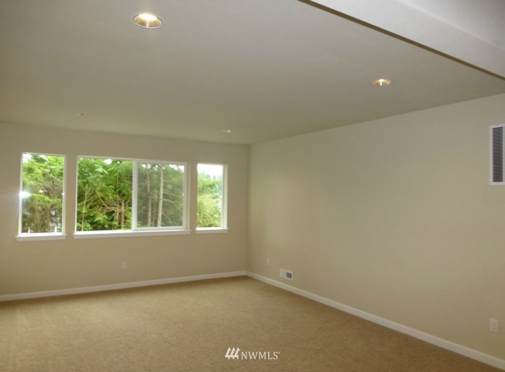 5200 Blvd Ext Road Southeast Olympia, WA 98501 - Photo 22 of 25 Gallery Image 22