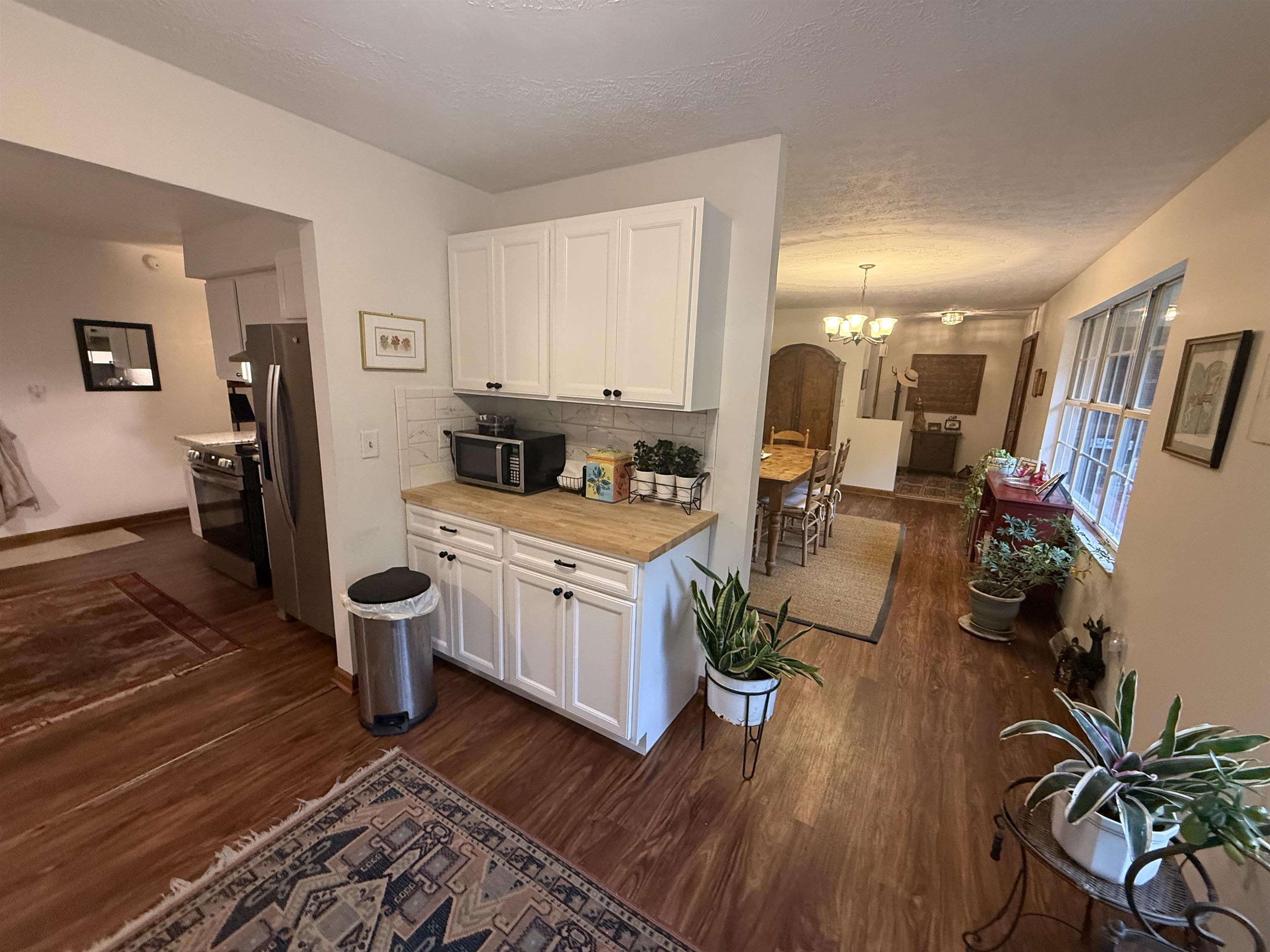 208 Caroline Road Russell, KY 41169 - Photo 10 of 48