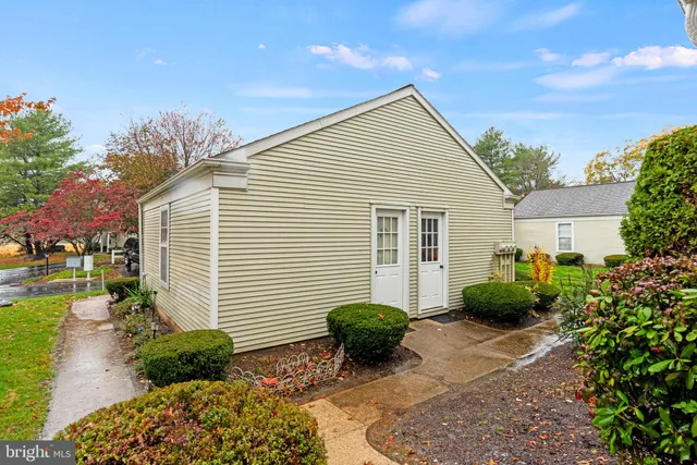 $1,950 | 2006 Wexford Road, Palmyra, PA 17078