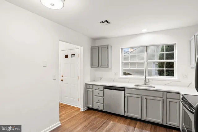 $1,950 | 2006 Wexford Road, Palmyra, PA 17078