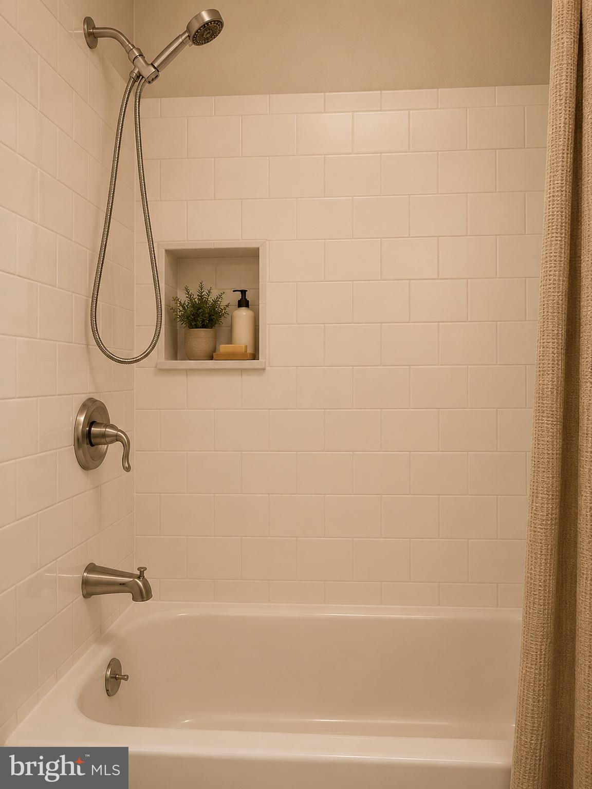 20 Sandra Road Voorhees, NJ 08043 - Photo 8 of 9 Tub