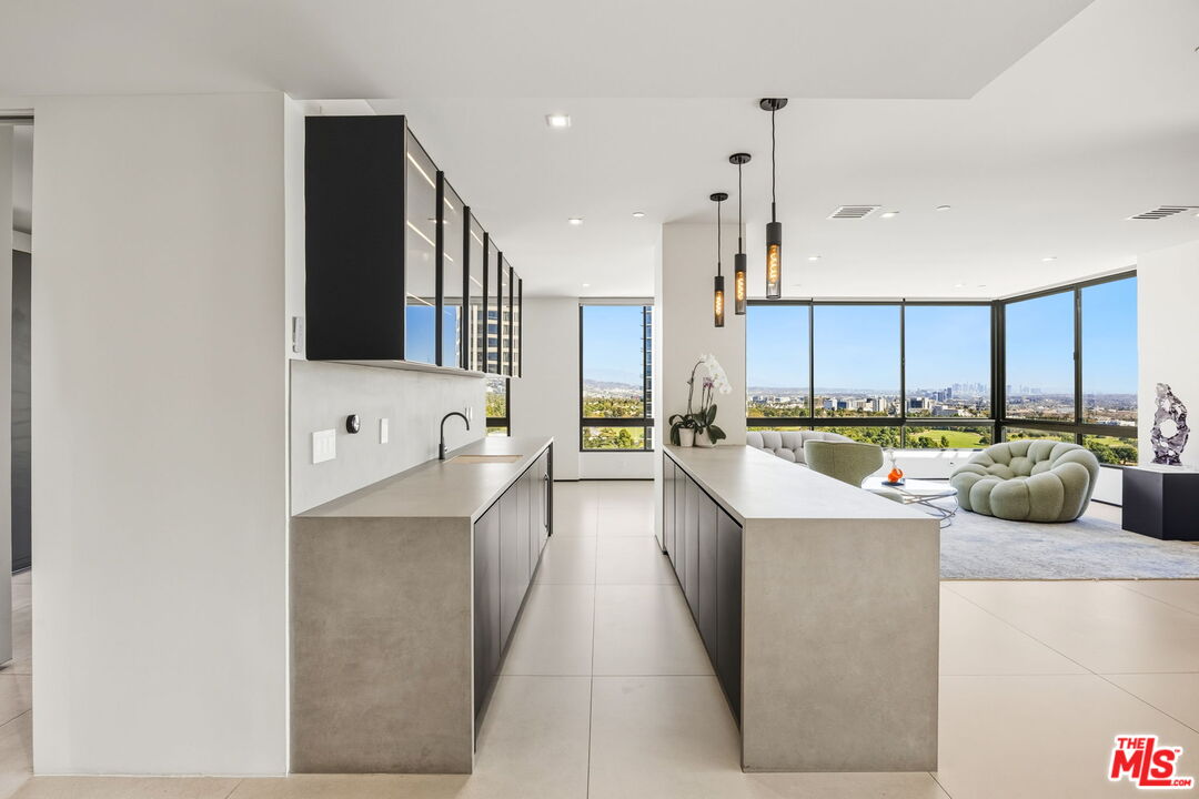 10350 Wilshire Boulevard, Unit 1203 Los Angeles, CA 90024 - Photo 7 of 69