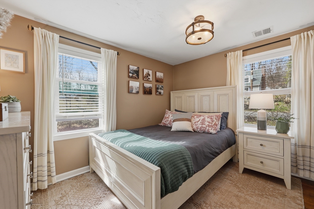 7 Maplewood Road Shrewsbury, MA 01545 - Photo 13 of 34 Gallery Image 13