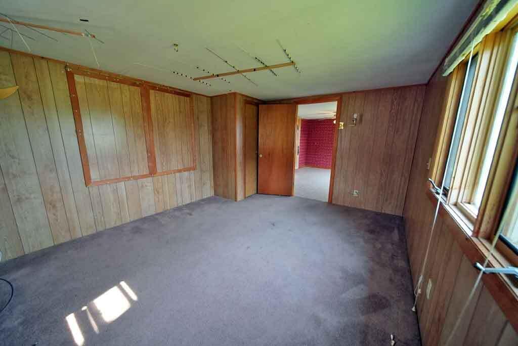440 B Road Houlton, ME 04730 - Photo 12 of 35 3rd-bedroom-440-b-road