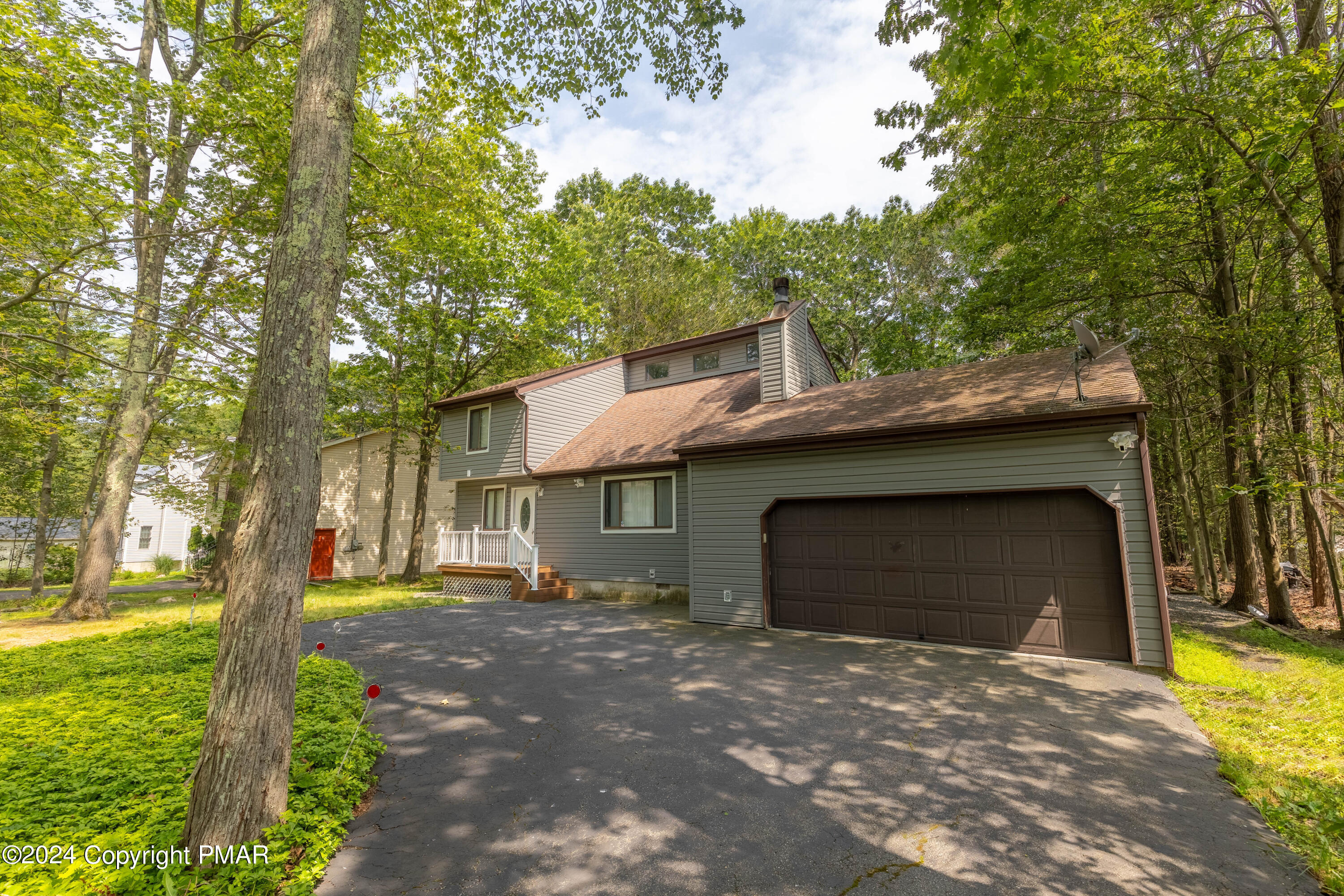 8143 Mayfair Road Tobyhanna, PA 18466 - Photo 39 of 46 Outside-3