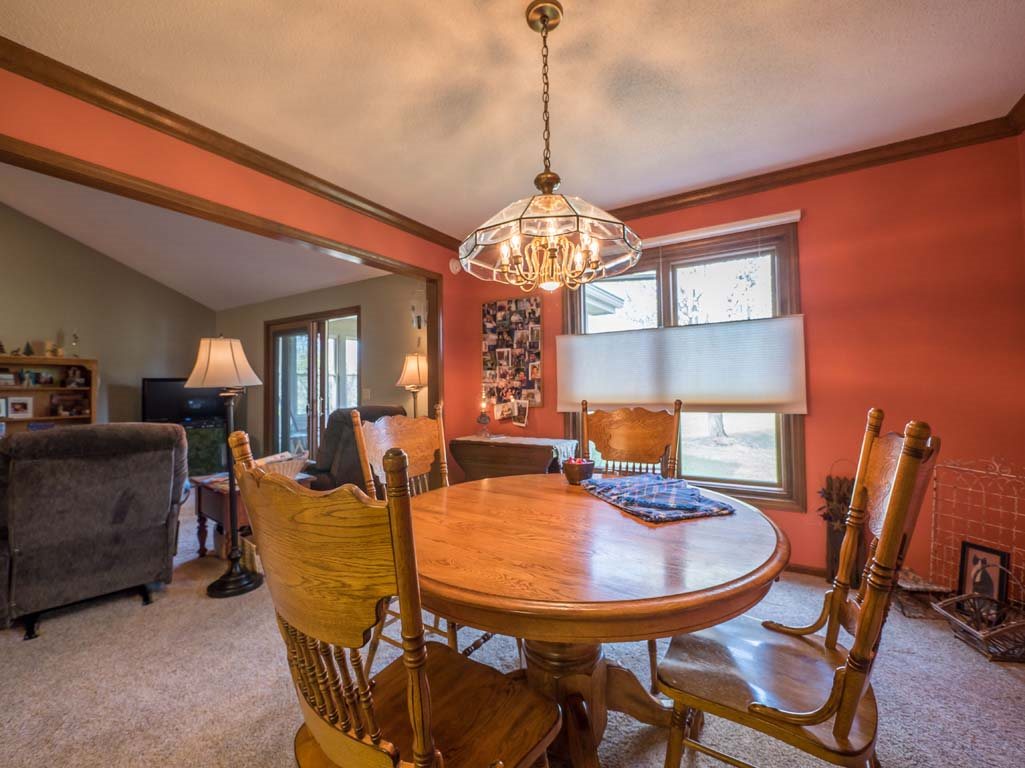 1524 Spring Cress Road Fort Wayne, IN 46814 - Photo 11 of 31