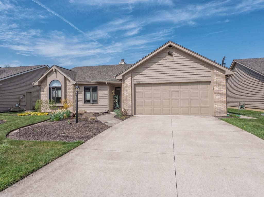 1524 Spring Cress Road Fort Wayne, IN 46814 - Photo 3 of 31