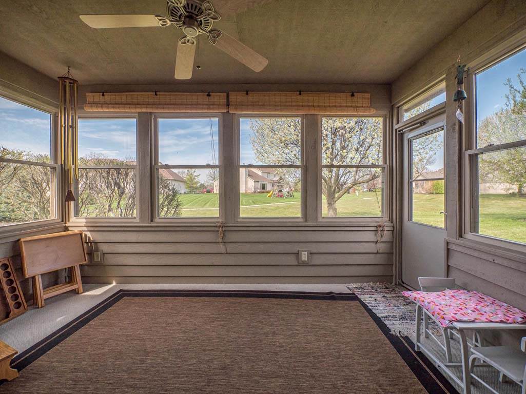 1524 Spring Cress Road Fort Wayne, IN 46814 - Photo 9 of 31