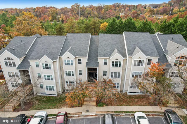 $237,500 | 20 Deer Run Court, Unit 514, Baltimore, MD 21227
