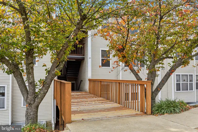 $237,500 | 20 Deer Run Court, Unit 514, Baltimore, MD 21227