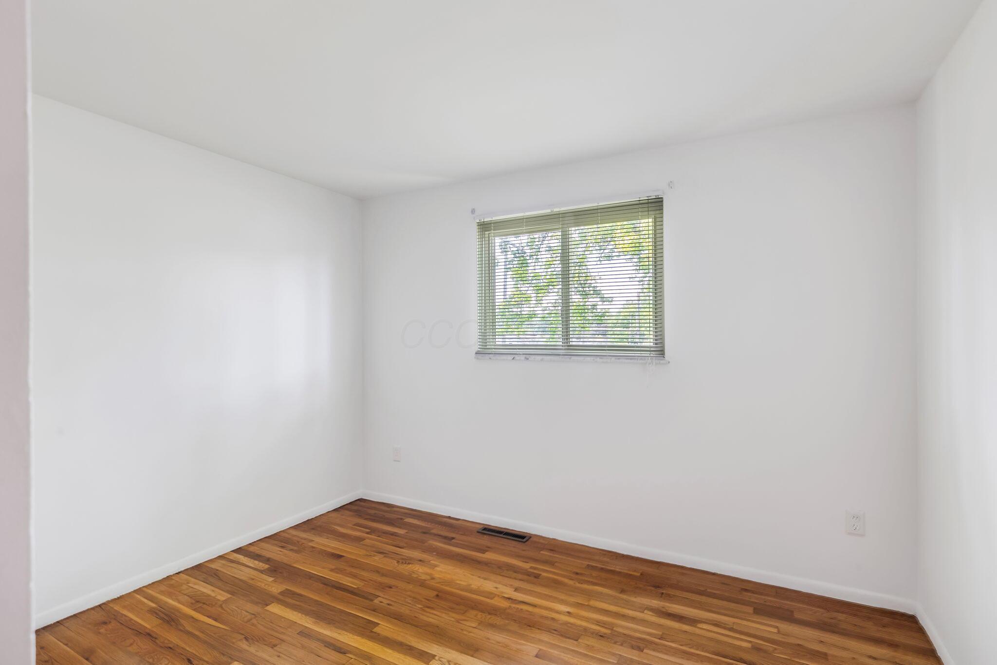 3511 Cadell Road Columbus, OH 43232 - Photo 22 of 30