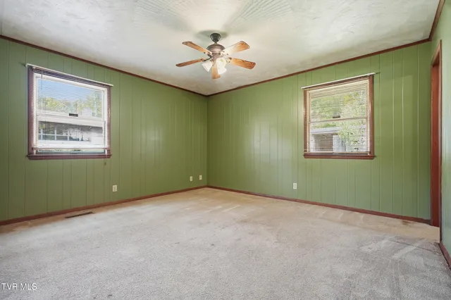 $265,000 | 220 Market Street, Clintwood, VA 24228