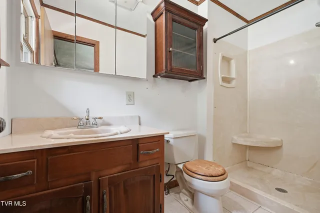 $265,000 | 220 Market Street, Clintwood, VA 24228