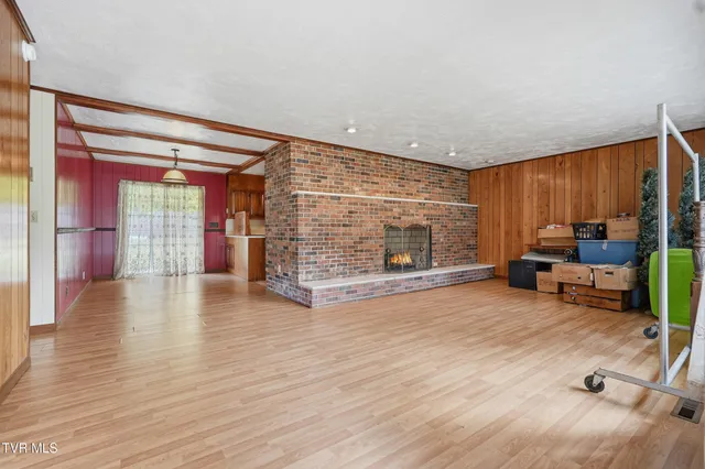 $265,000 | 220 Market Street, Clintwood, VA 24228