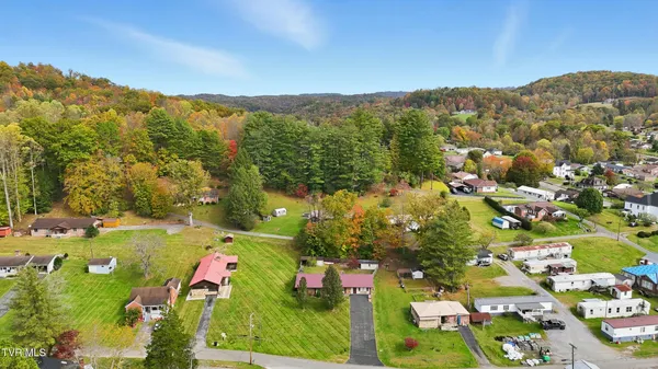 $238,000 | 220 Market Street, Clintwood, VA 24228