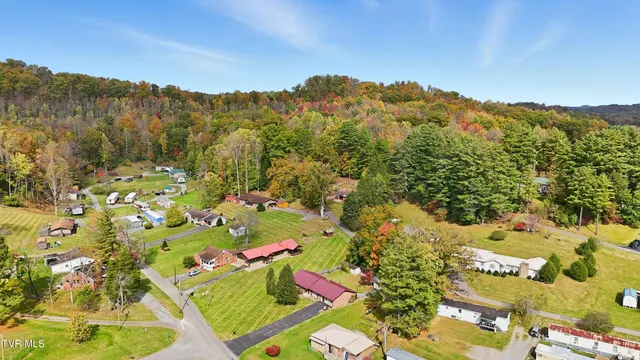 $265,000 | 220 Market Street, Clintwood, VA 24228