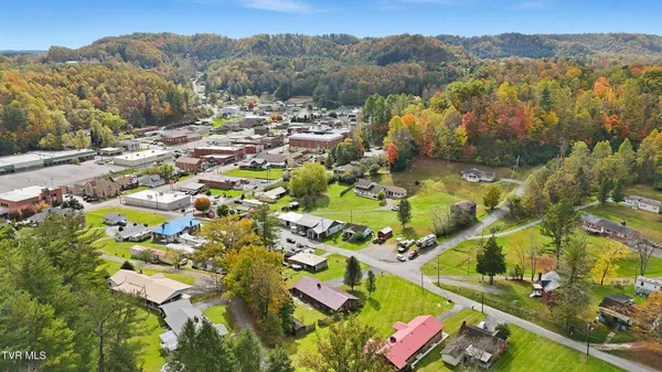 $238,000 | 220 Market Street, Clintwood, VA 24228