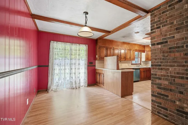 $265,000 | 220 Market Street, Clintwood, VA 24228