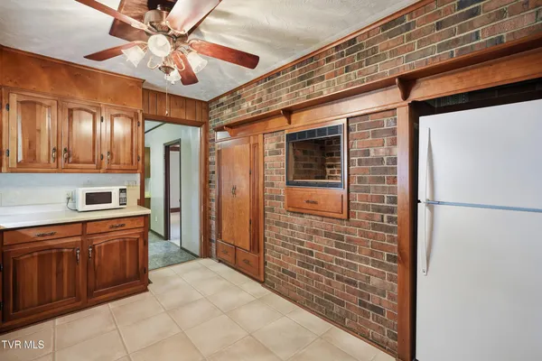 $238,000 | 220 Market Street, Clintwood, VA 24228