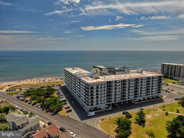 $1,190,000 | 527 North Boardwalk, Unit 205, Rehoboth Beach, DE 19971