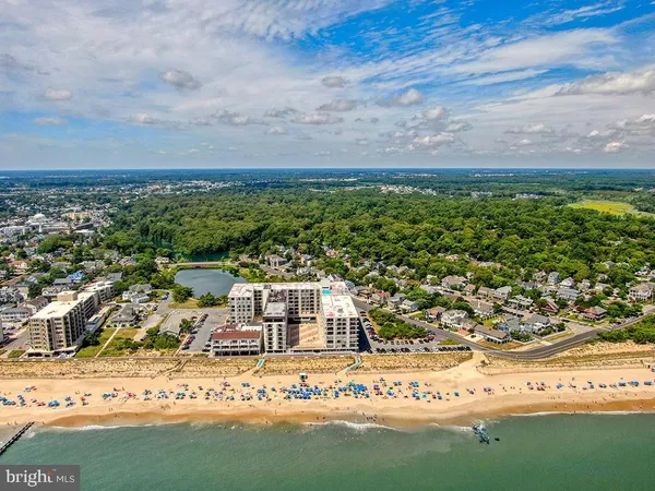 $1,190,000 | 527 North Boardwalk, Unit 205, Rehoboth Beach, DE 19971
